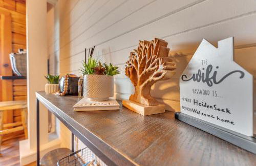 Family Chalet With Sauna, HotTub, Heavenly Views! Mins to Downtown! - Foto 69