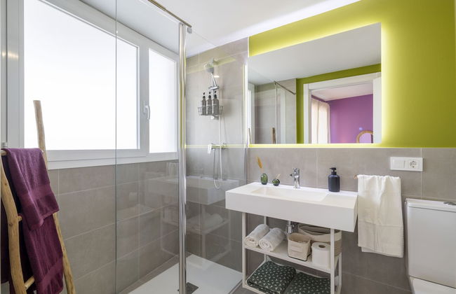 Gran Canet 2BR - Sea Views, Pools & Gym - Foto 28