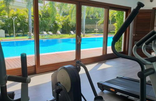 LUXURY APARTMENT FRONTAL TO THE SEA IN ESTEPONA DONCELLA BEACH - Photo 49