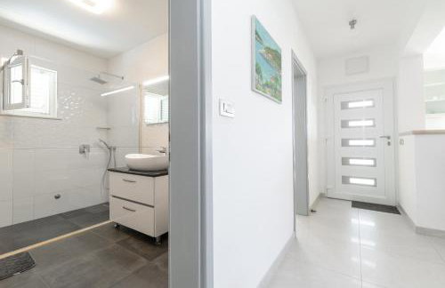 Holiday house with a swimming pool Prizba, Korcula - 199 - Photo 34