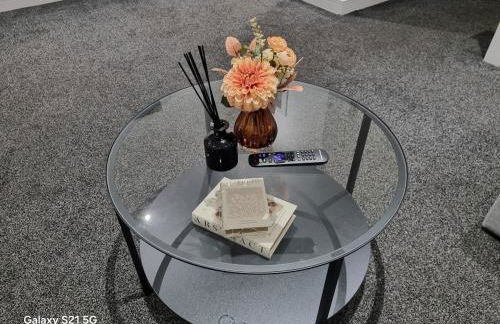 Cozy Riverside Apartment 5mins to train station - Foto 57