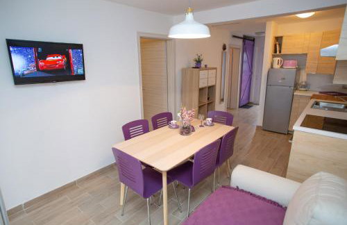 Apartman Matej with pool Povljana - Foto 6