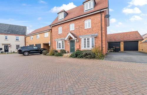 4Bed 3bath Bedford Sleeps 7 Driveway parking for 2 - Foto 9