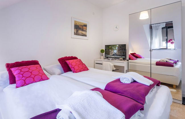 Bright and Cozy Duplex Near City Center - Foto 2