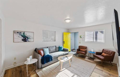 #StayinMyDistrict Starfish Coastal Duplex - Foto 1