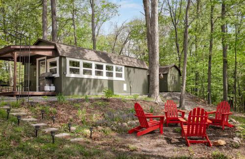 Tiny Cabin w Fire Pit Game Room and Dog Friendly - Foto 48