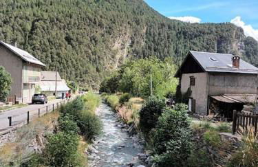 Maison de montagne 2 à 8 couchages proche Barcelonette - Foto 3