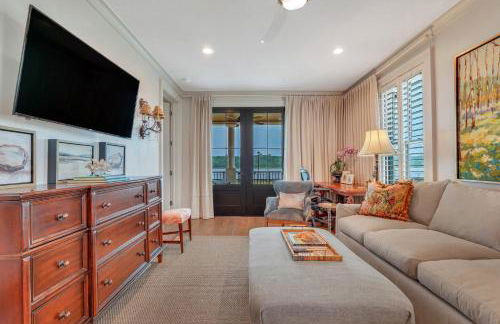 Riverfront Charm by Lucky Savannah - Foto 25