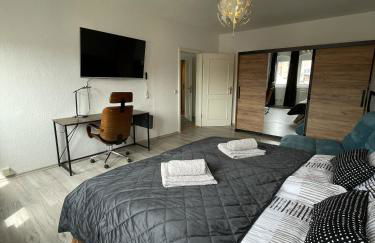 Helios Design Suite - Altbau DG mit Lift & Parkplatz - Elbe & Altstadt - S-Bahn nach Dresden - Foto 26