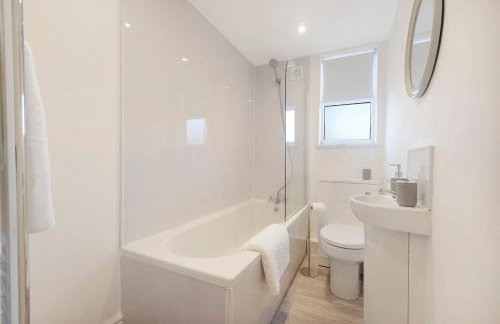 Spacious Retreat at Durham Road - Foto 15