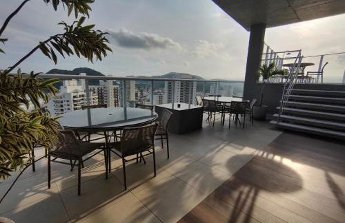 Apto Novo, Sofisticado e Aconchegante em Astúrias Guarujá - Foto 33