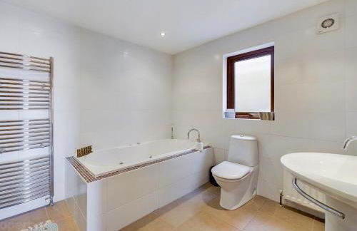 Atlantic View Coach House - tourist board approved - Foto 23