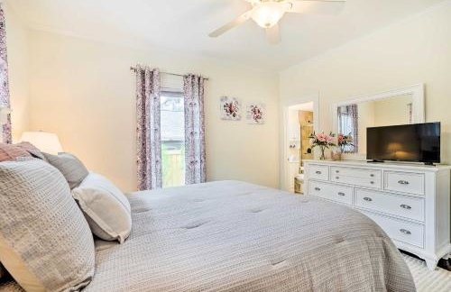 Historic Tarpon Springs Abode about 3 Mi to Beach - Foto 16