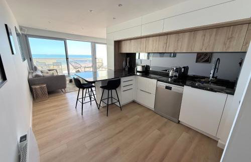 Appartement vue mer 45m2 avec grande terrasse 20m2 - Photo 2