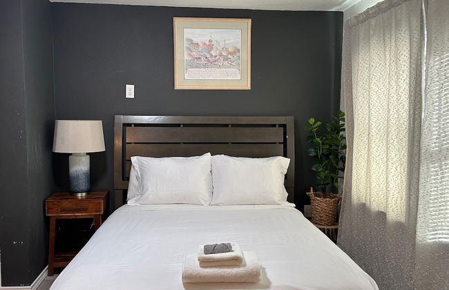 Cute Tiny House With Fenced Yard Near Plaza Dist - Photo 13