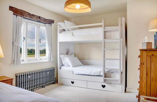 Gorgeous English Farmhouse Holiday Cottage for 9 and a half - Foto 20