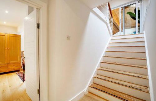 Rivermead Beach House -Modern beach house with indoor pool - Foto 3