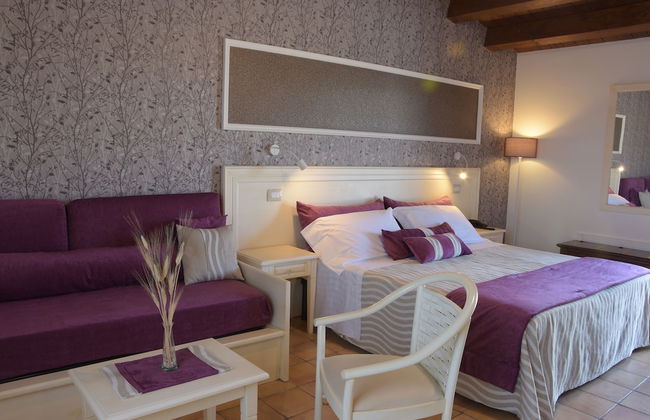 Artemisia Resort - Photo 9