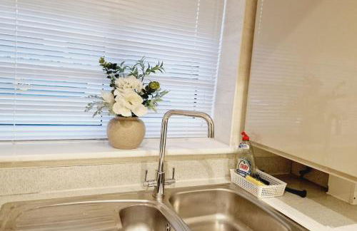 Modern Home near London ensuite room, 3 toilets - Foto 7