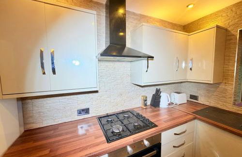 Comfortable 4BR House Ideal for Families & Workers - Foto 45