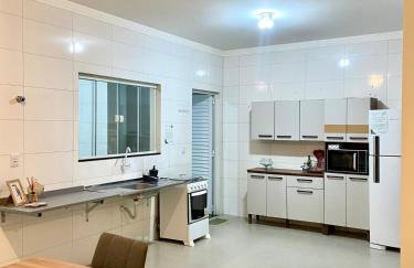 Conforto e ótima localização- 6 hóspedes - Foto 25