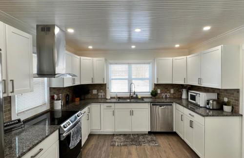 Remodeled Farm House with Plenty of Charm - Foto 23