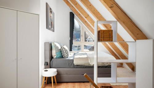 Karibu Nyumbani - Tolle Maisonette-Wohnung mit Arbeitsplatz und Balkon - Foto 2