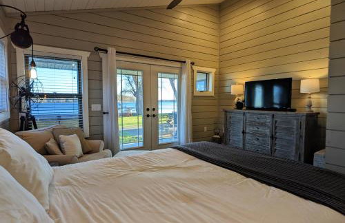 Modern Lakefront Retreat Near Brooklyn and Jackson Michigan - Foto 7