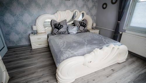 Timeout Royal - Photo 2