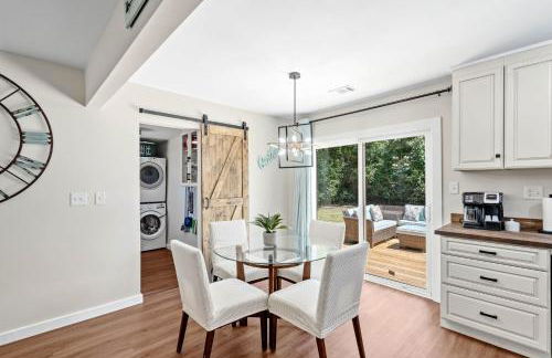 Cottage Under the Magnolia Trees - Photo 7