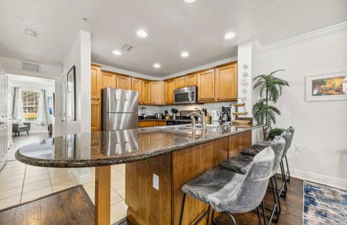 New Poolside Reunion Retreat Near Orlando Attractions - Foto 14