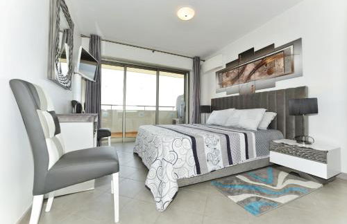 Exclusive Luxury Apartments in Oceano Atlantico Complex - Photo 20