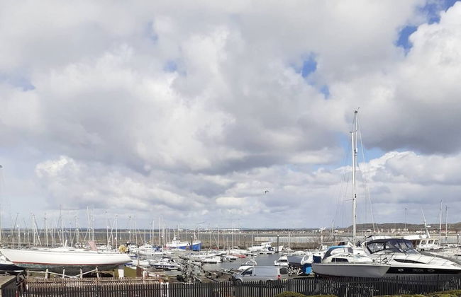 Marina View, Lovely Upper 3 Bedroom Apartment - Foto 46