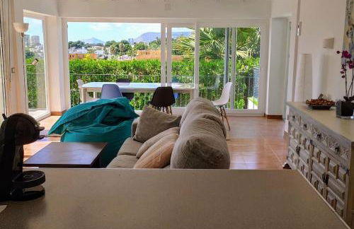 Espectacular villa junto a la playa, piscina privada y vistas al mar - Foto 29