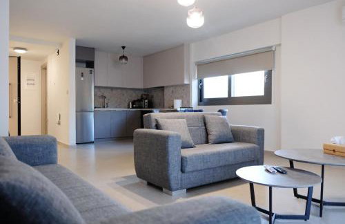 Poseidon 77B Luxury Residences - Photo 40
