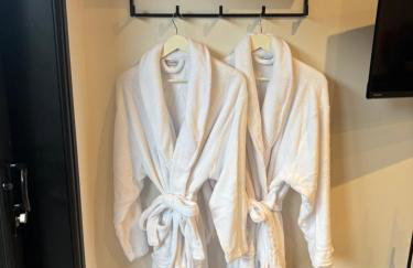 Luxury one bedroom pods with private Jacuzzi and plunge pool - Foto 4