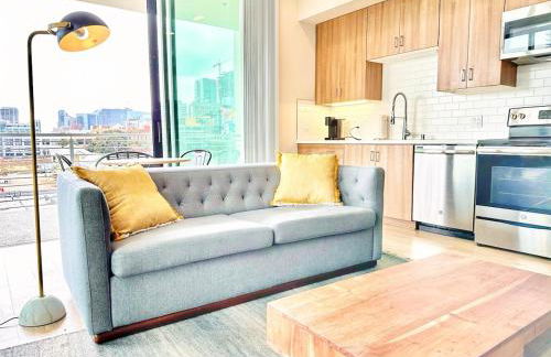 One Bedroom Apartment wBalcony and City Views! - Foto 1