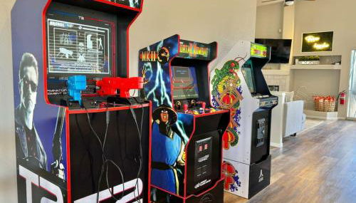 Cozy 5BR with Games and Pool for All - Foto 2, Game Room