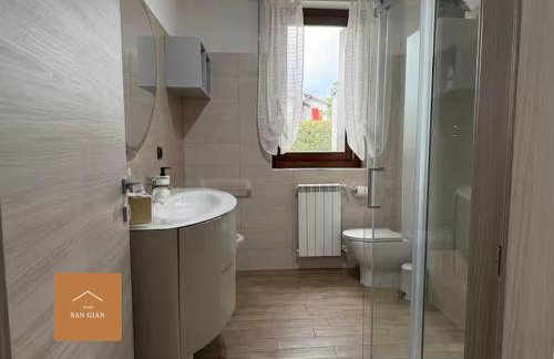 Large apartment with private garden - Foto 8