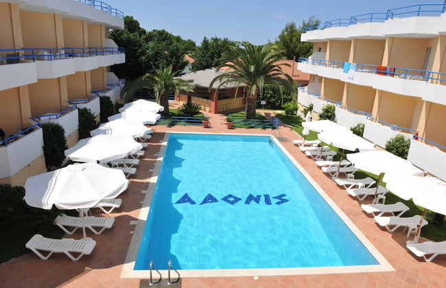 Adonis Hotel - Foto 1