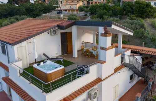 Loft incantevole con idromassaggio esterno privato - Foto 3