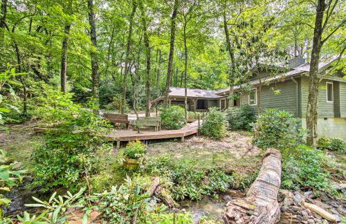 1 Mi to Marina Lake Toxaway Cabin with Fire Pit - Foto 29