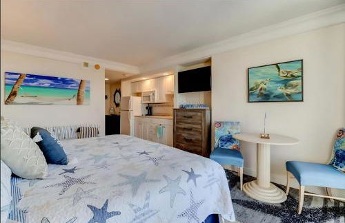 Bang For Your Buck Hotel Condo On Daytona Beach with Kitchen and Ocean View - Foto 3