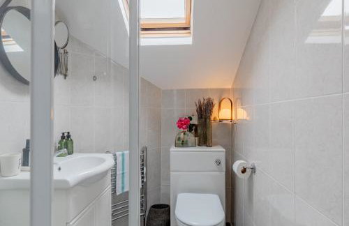 Luxuriously Curated 4BD Home Stoke Newington - Foto 73