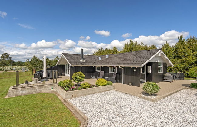 "Thore" - 400m from the sea - Foto 1