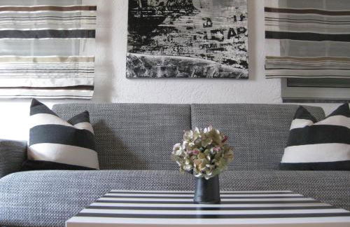 Schwarz-Weiss - Photo 9