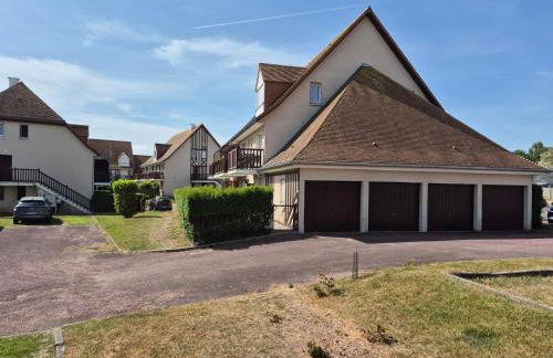 Petite cour privée - à 1minute à pied de la plage - Photo 8