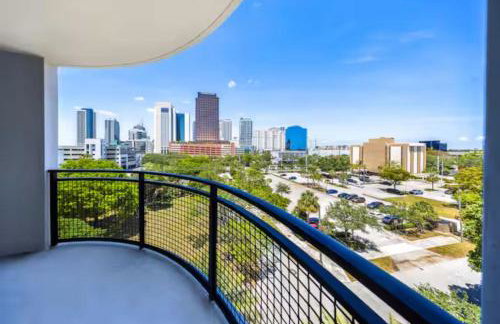 Serene Bleu in DTWN 3 Min From Las Olas - Foto 44