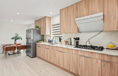 Modern New 3B Home Fully Stocked & Cozy & Sunlight - Foto 3