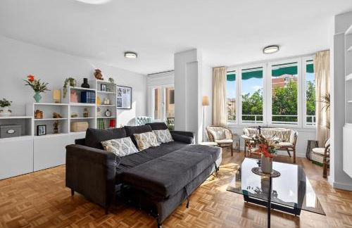 New apartment in the city center 3beds, 2baths & parking - Photo 30